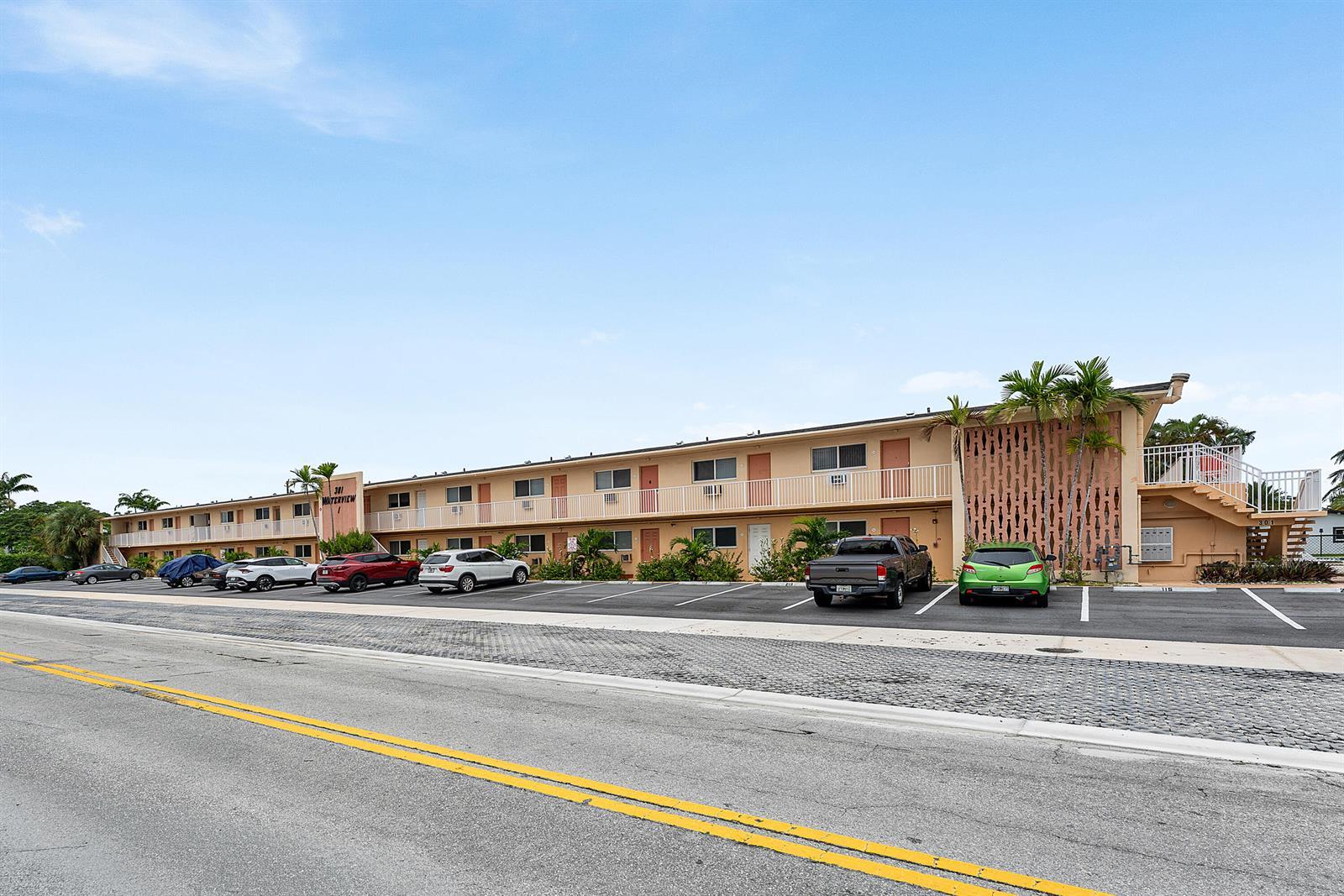 301 E MCNAB Road # 113, Pompano Beach FL 33060 photo 2