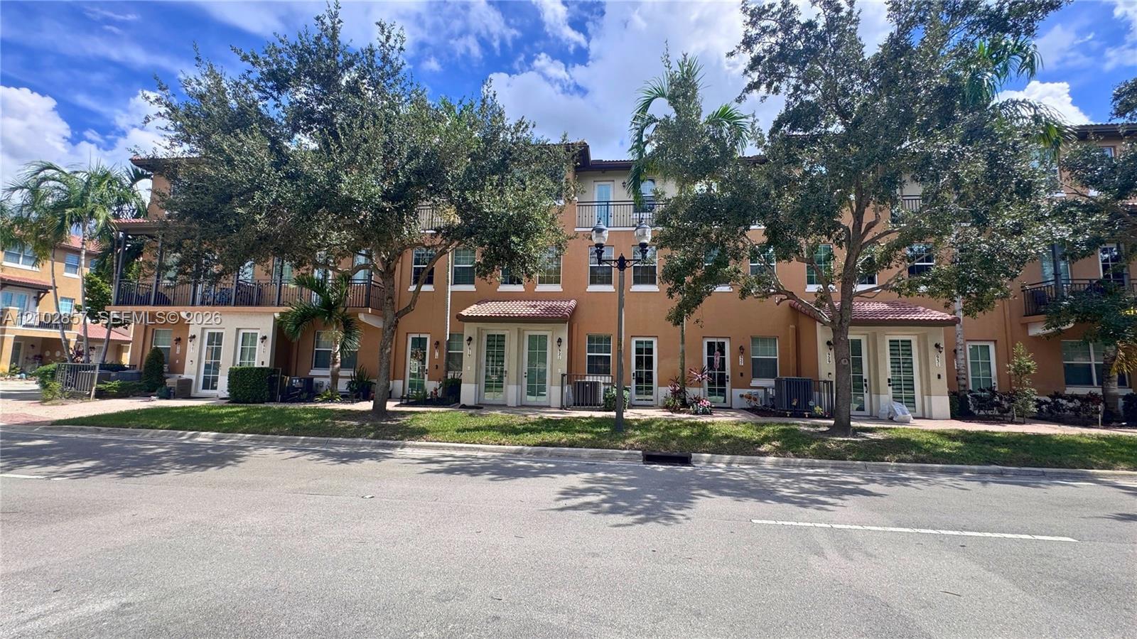 919 SW 147th Ave # 2005, Pembroke Pines FL 33027 photo 4