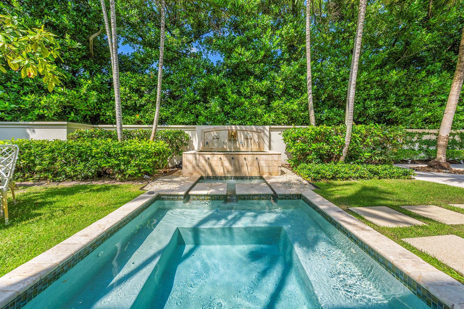 13 Via Vizcaya, Palm Beach FL 33480 photo 5
