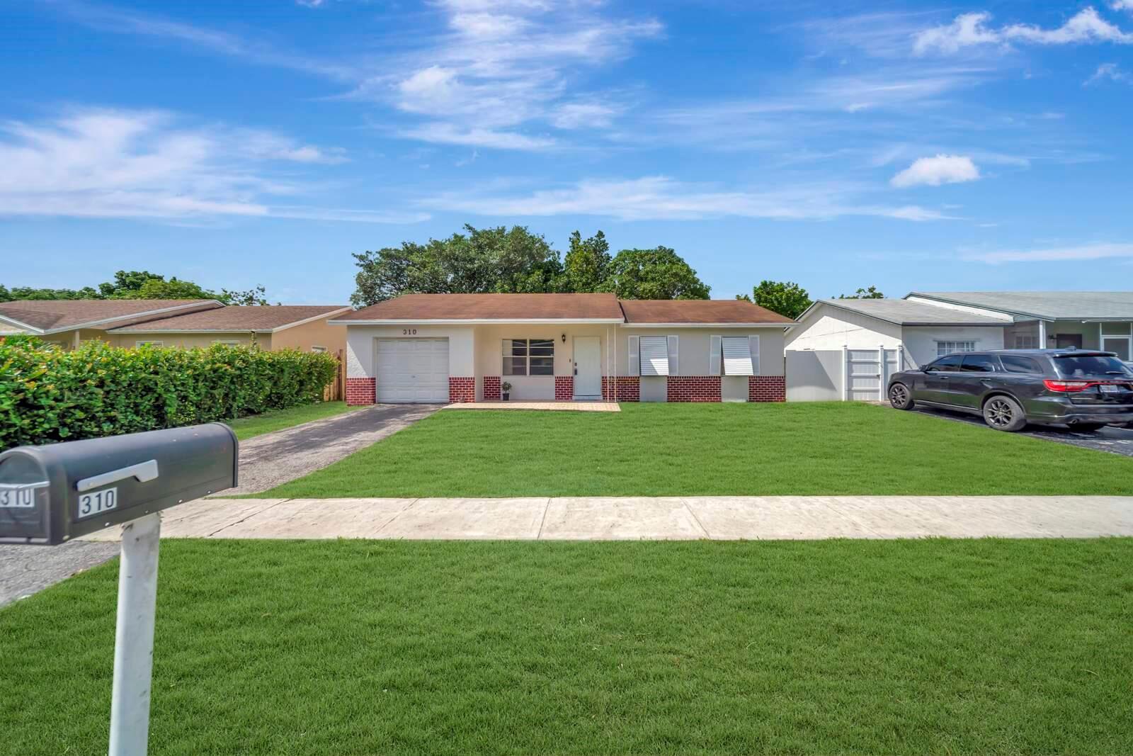 310 SW 78TH Terrace, North Lauderdale FL 33068 photo 3