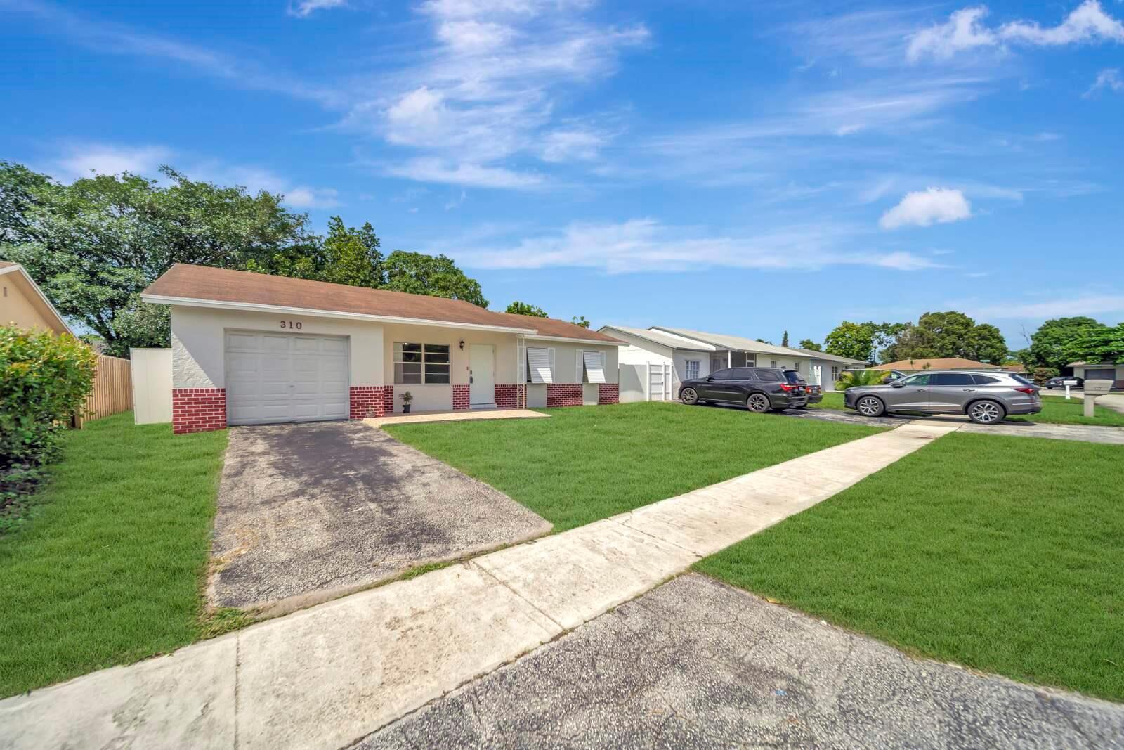 310 SW 78TH Terrace, North Lauderdale FL 33068