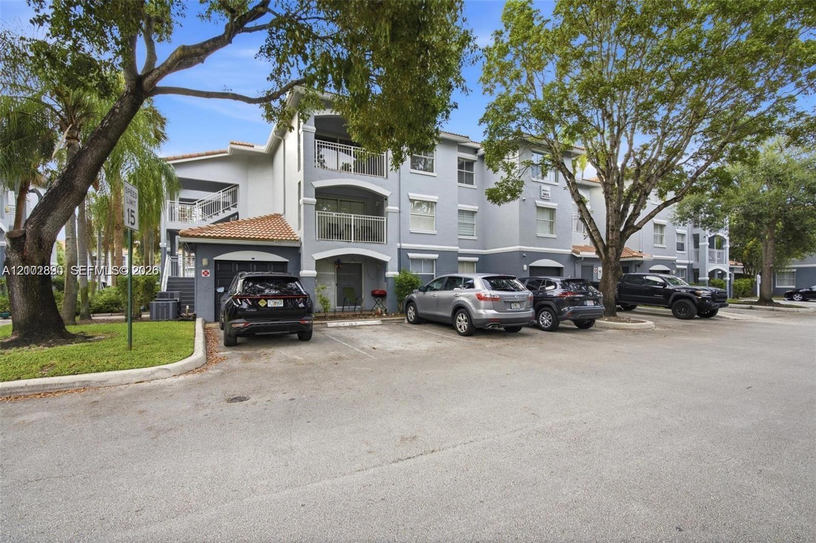 9615 NW 1st Ct # 302, Pembroke Pines FL 33024 photo 3