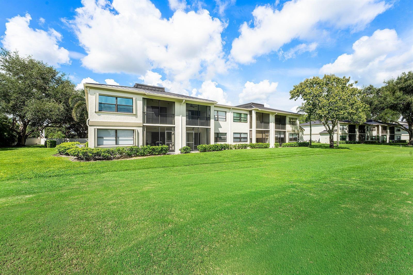12790 Briarlake Drive # 204, Palm Beach Gardens FL 33418 photo 4