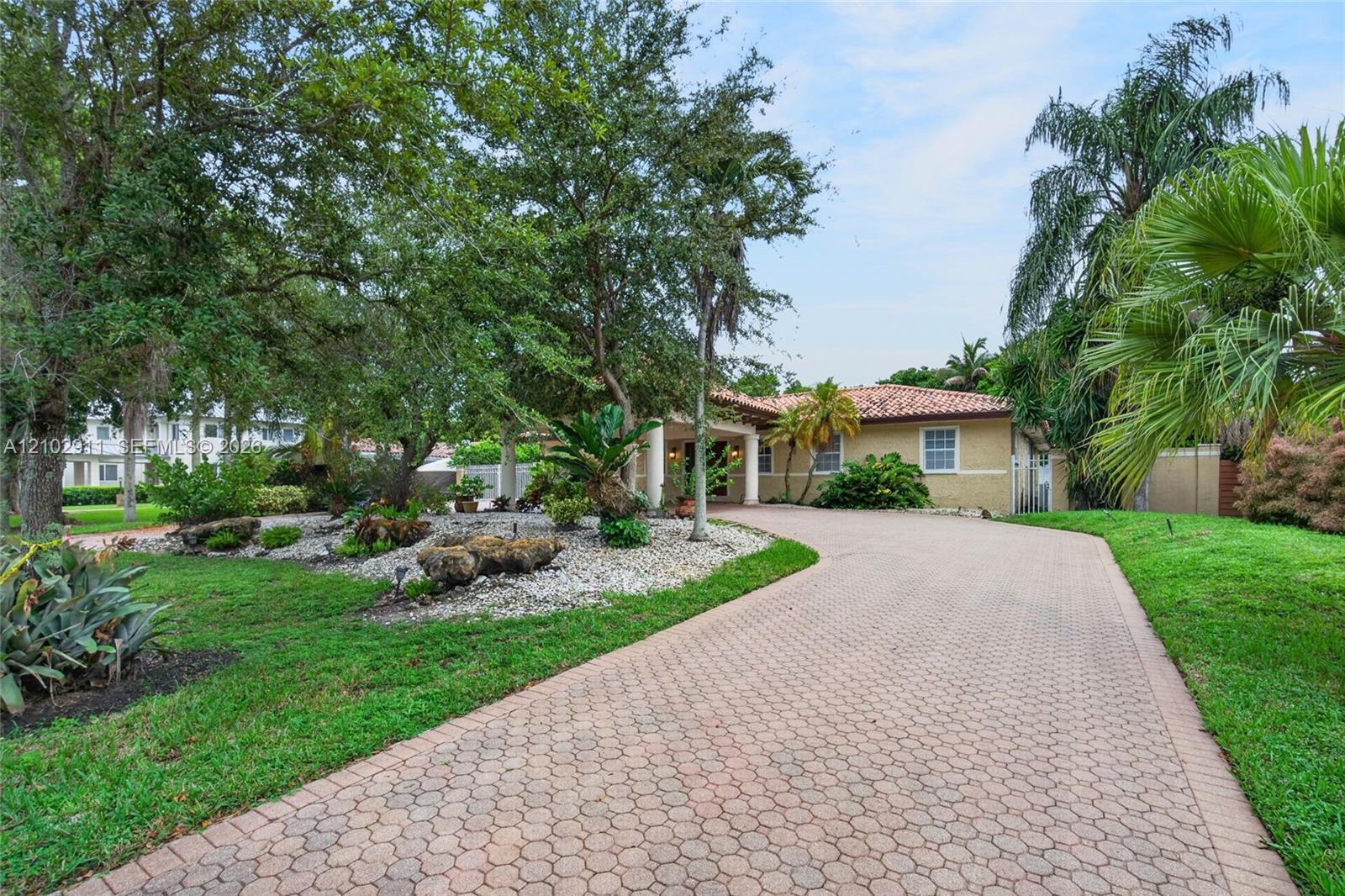 14640 Snapper Dr, Coral Gables FL 33158 photo 4