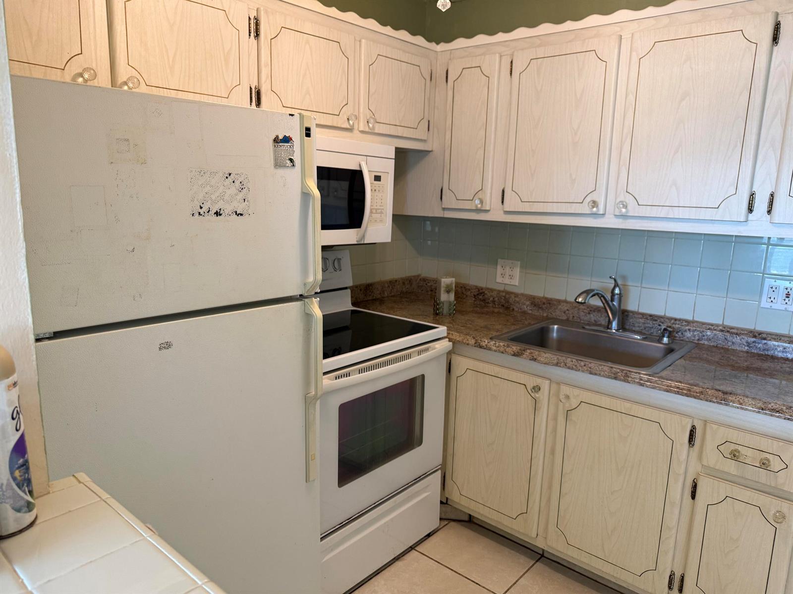 332 DOVER B, West Palm Beach FL 33417