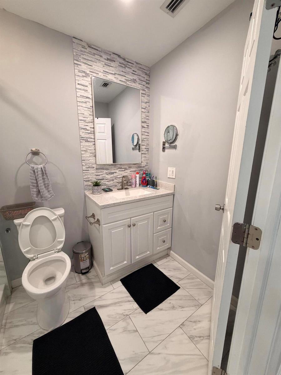 534 SPRINGDALE Circle # D, Palm Springs FL 33461 photo 5