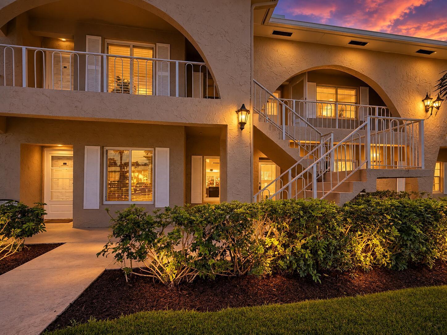 13924 Vía Flora # B, Delray Beach FL 33484 photo 2