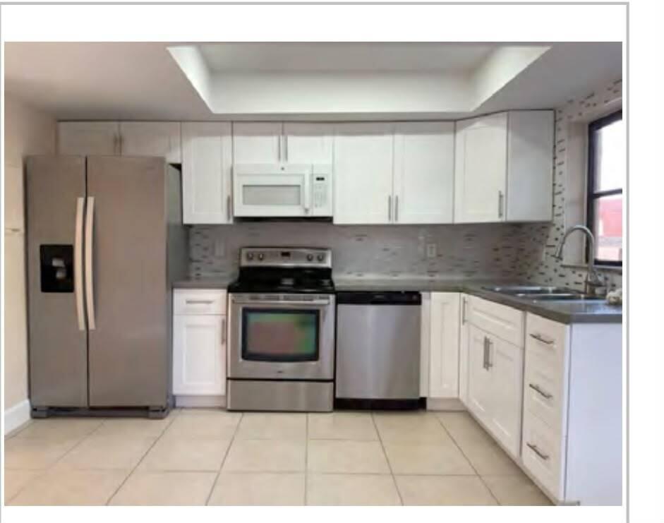 8603 NW 35TH Street, Coral Springs FL 33065 photo 2
