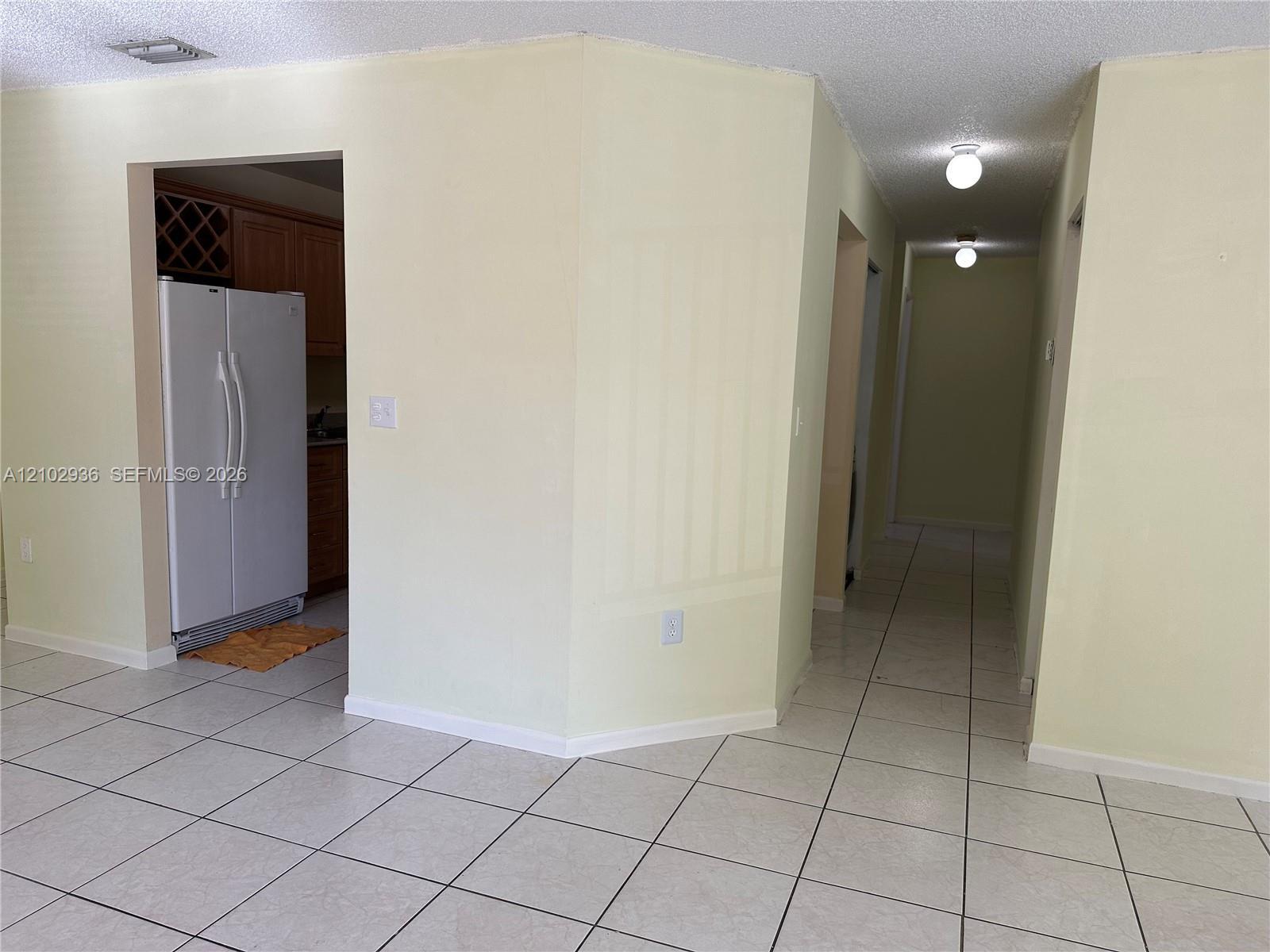 Miami, FL 33193 photo 3