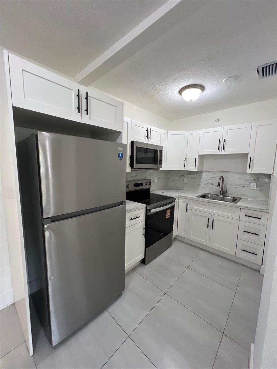 8125 NW 6th Avenue # 01, Miami FL 33150 photo 4