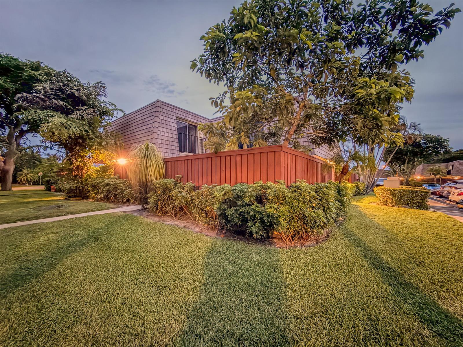 2552 SW 15th Street, Deerfield Beach FL 33442