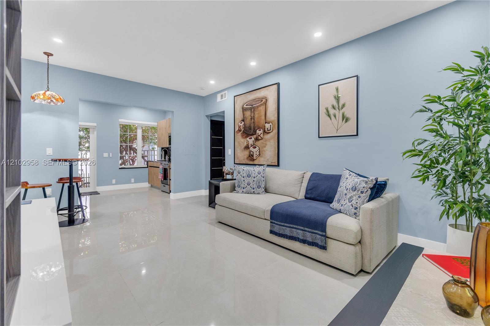 1569 Euclid Ave # 7, Miami Beach FL 33139 photo 4