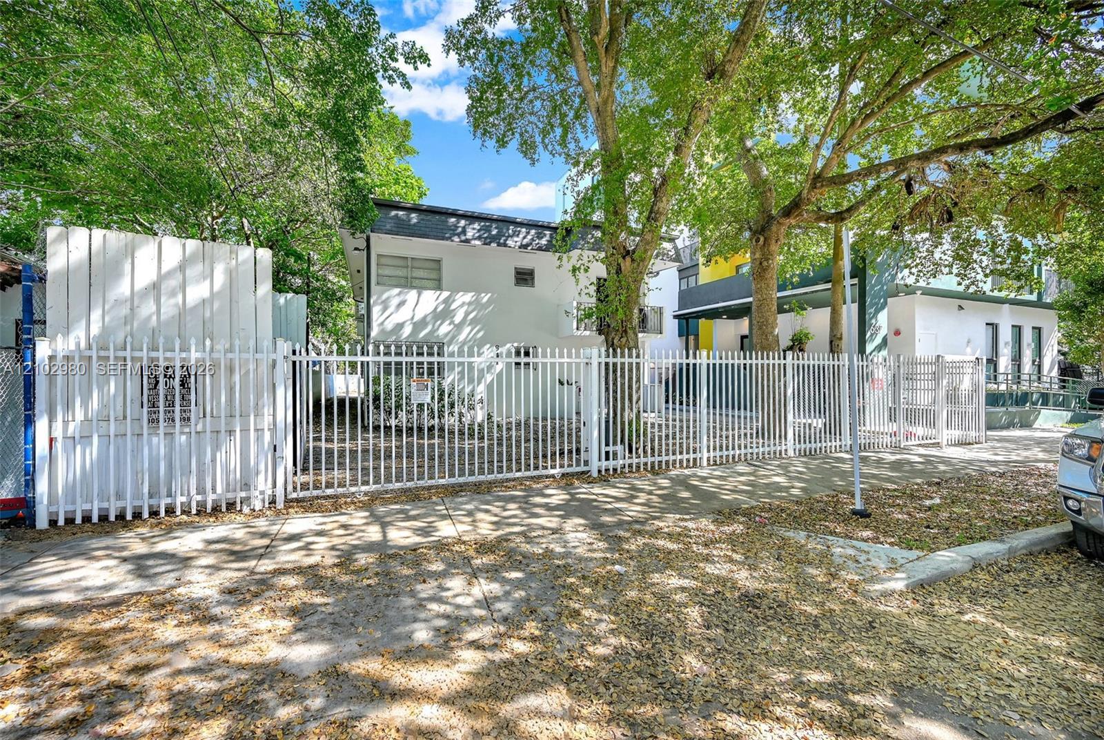 641 NW 2nd St # 3, Miami FL 33128 photo 4