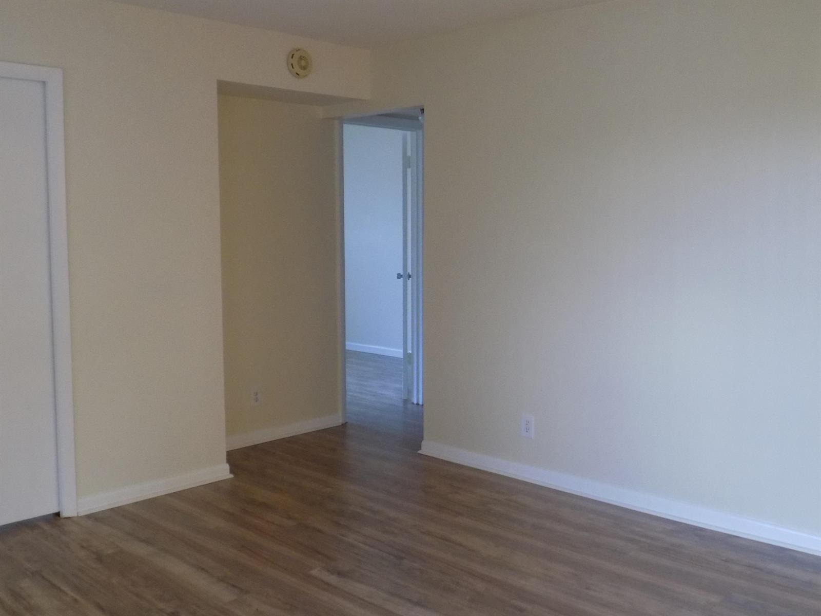3541 LONG PINE Court # 2, FL 33463 photo 4