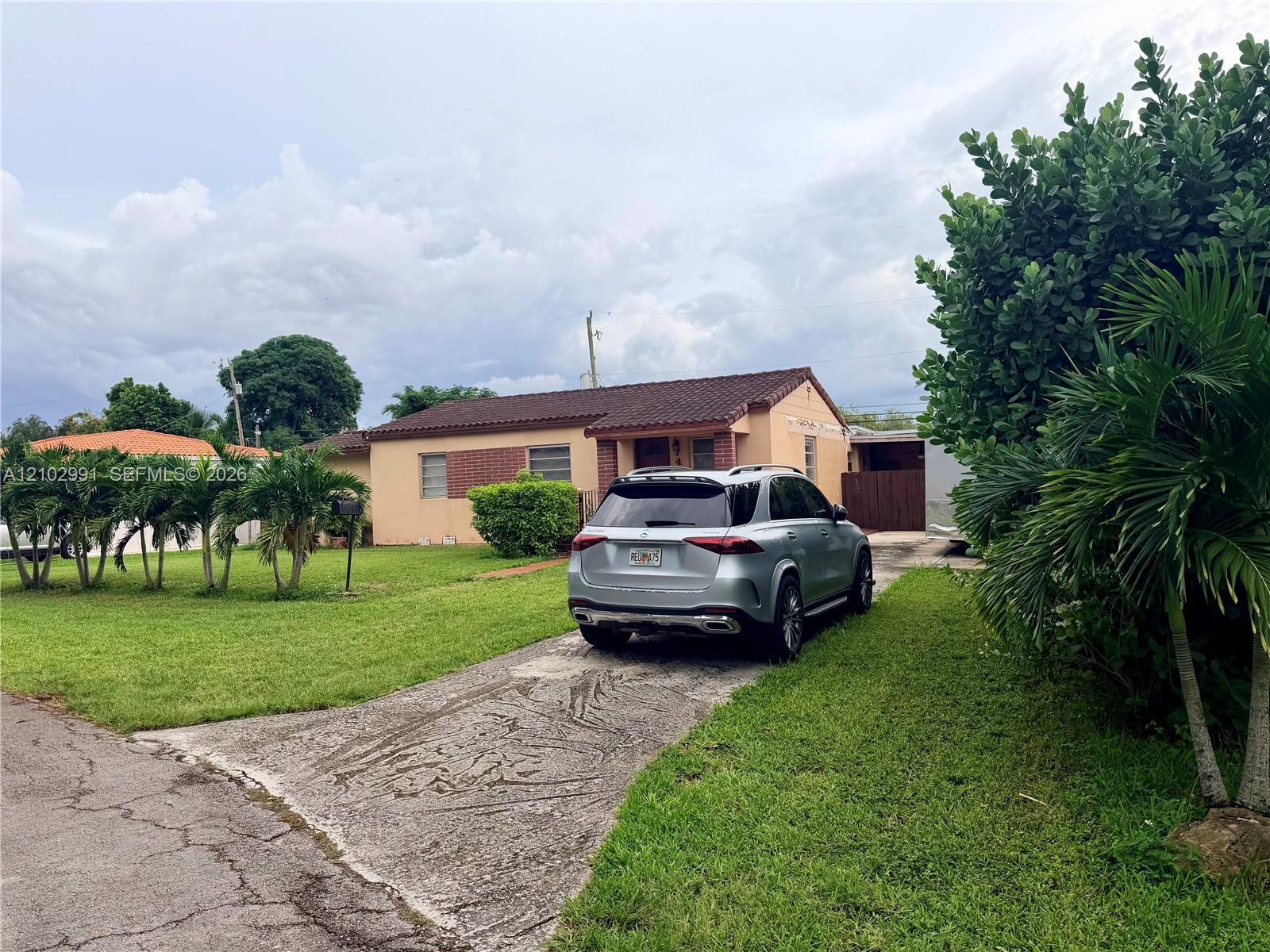 7400 SW 19th St, Miami FL 33155 photo 2