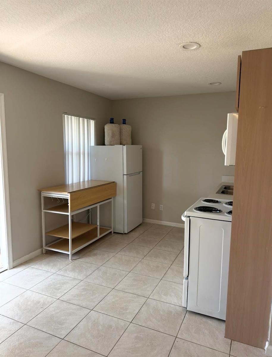 16930 93rd Road N, FL 33470 photo 4