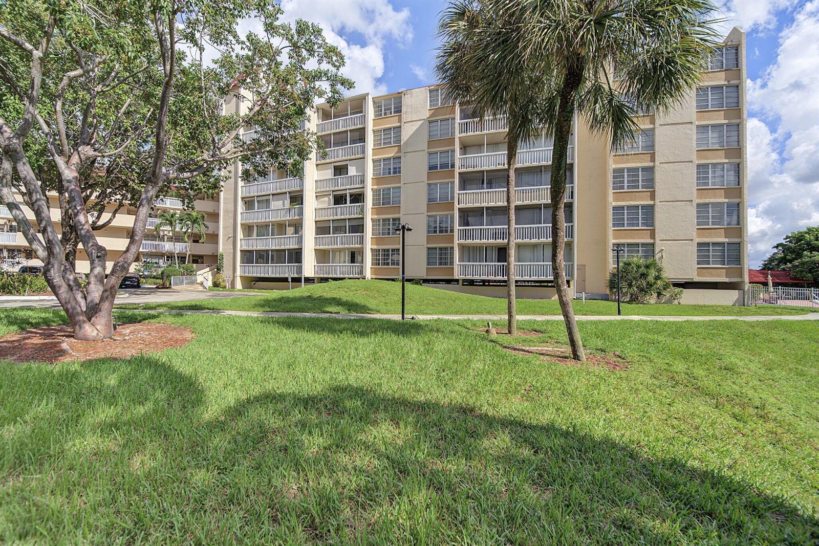 7051 Environ Boulevard # 534, Lauderhill FL 33319 photo 2