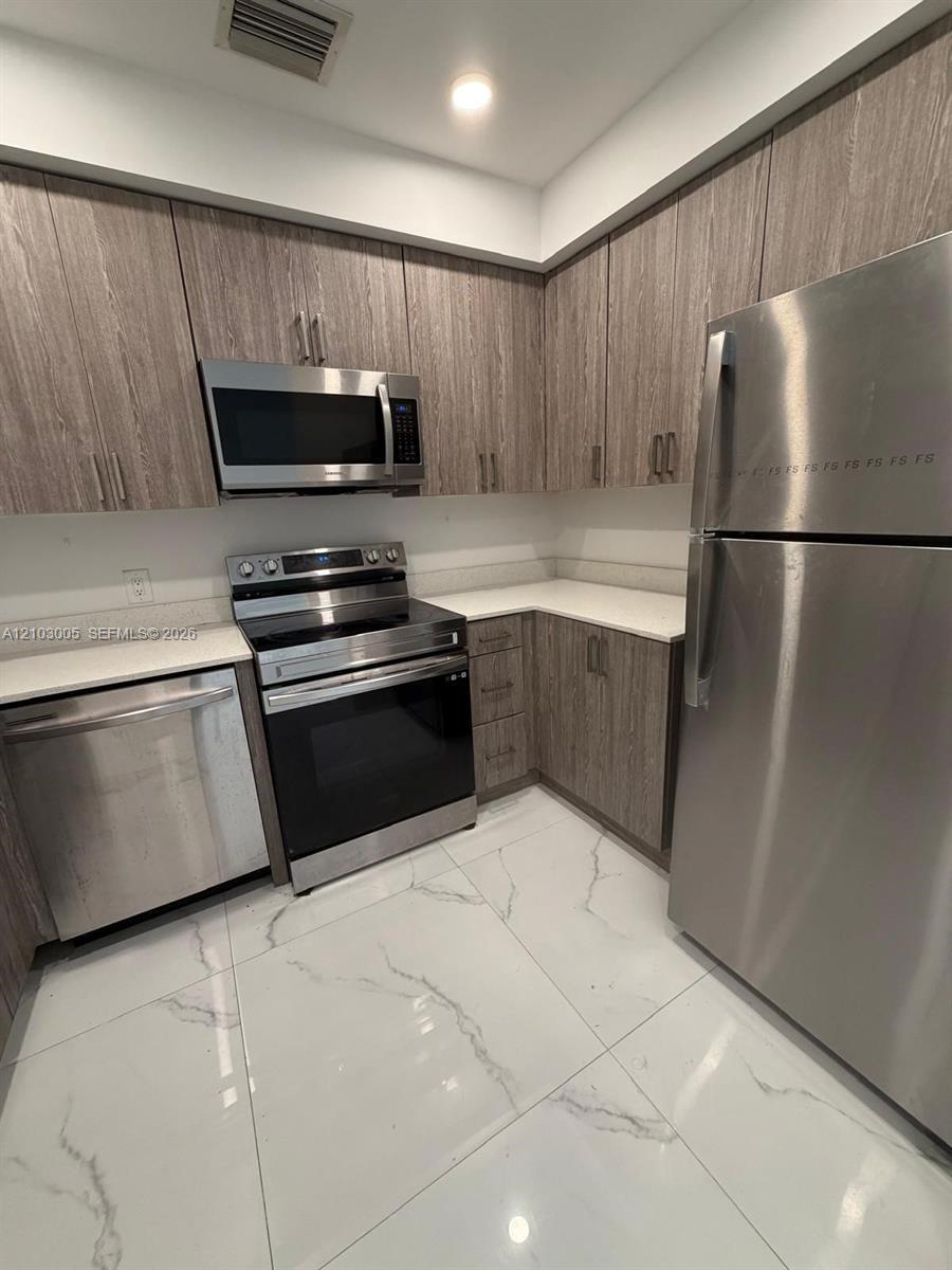 11150 NW 82nd St # 206, Doral FL 33178 photo 2
