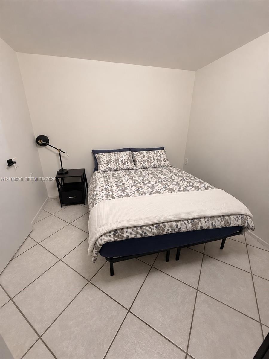 1207 Bahama Bnd # E1, Coconut Creek FL 33066 photo 5