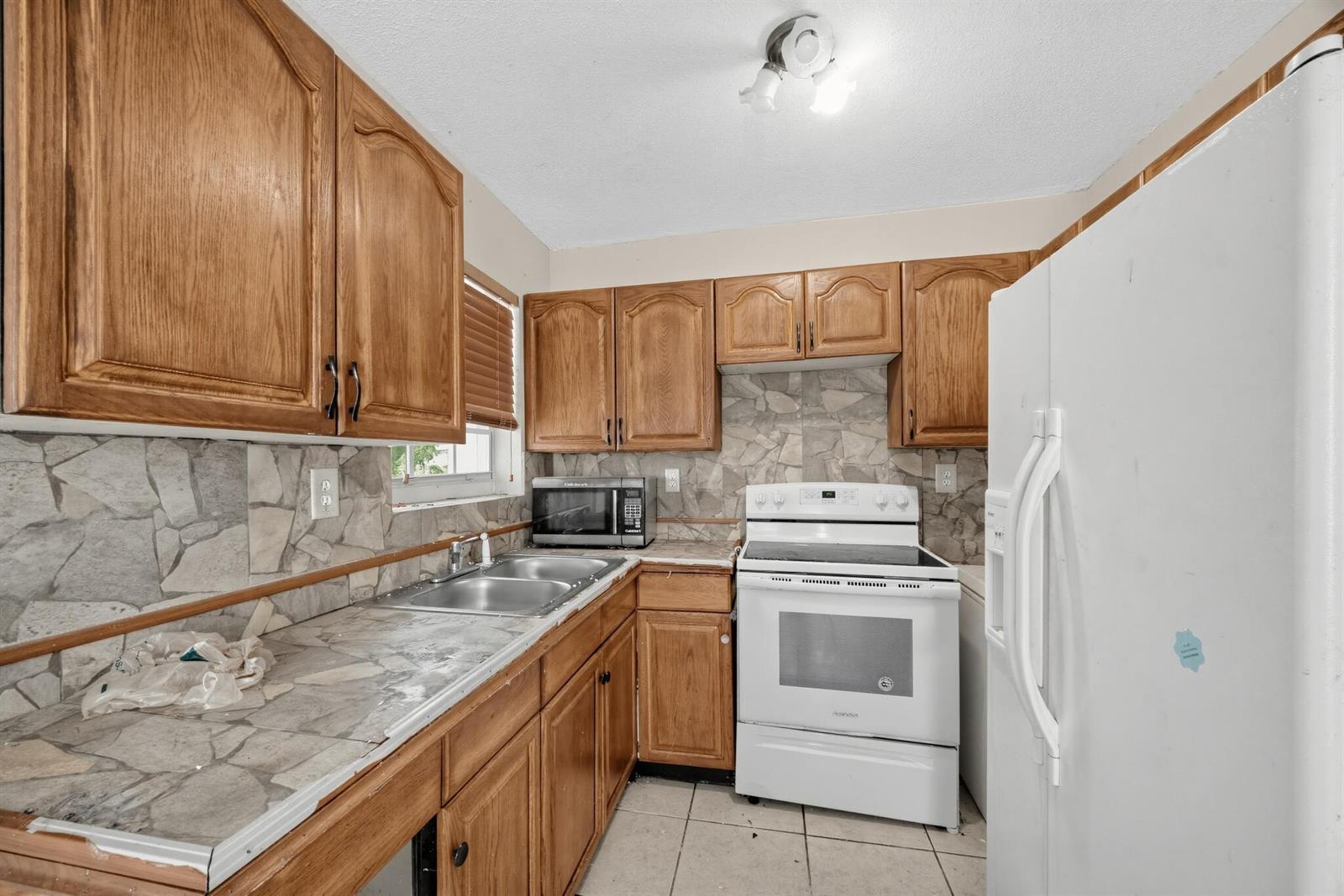 26438 SW 134TH Avenue, Homestead FL 33032 photo 3