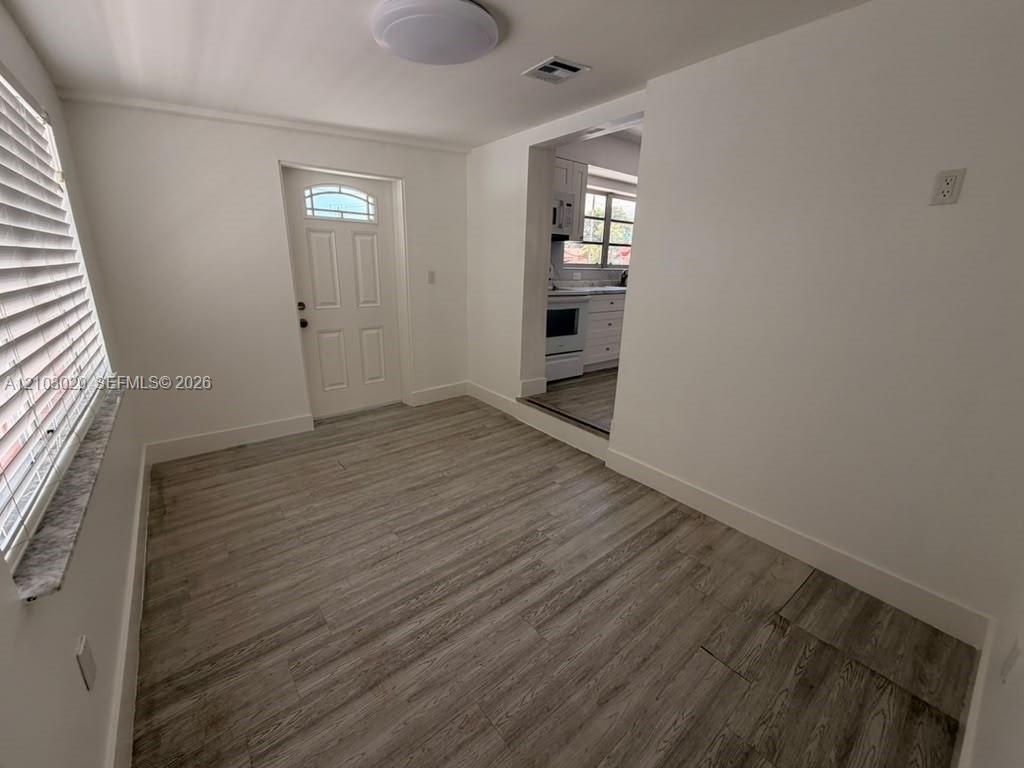 Miami, FL 33126 photo 2