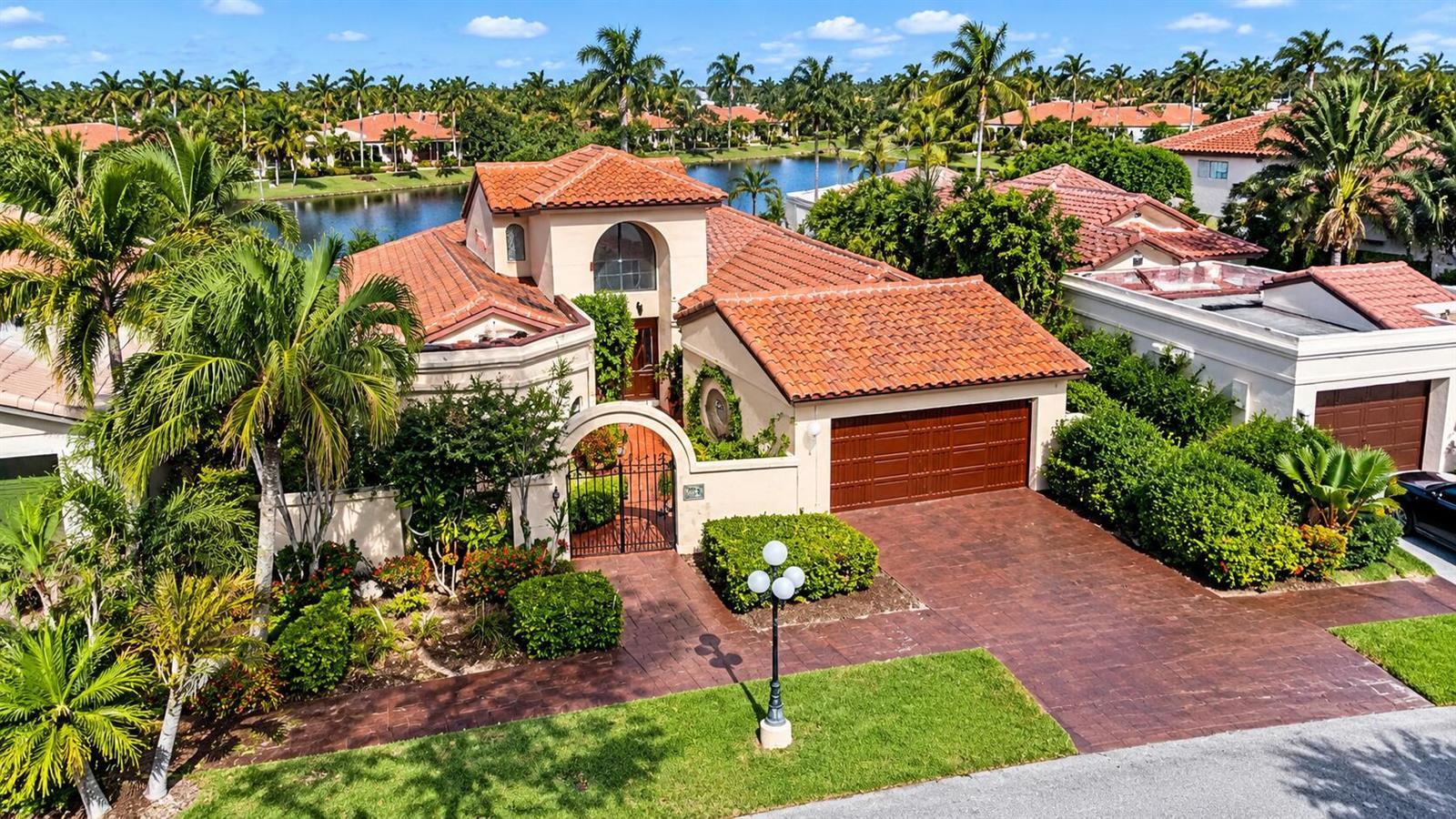 556 Deer Creek Via Genova, Deerfield Beach FL 33442 photo 2