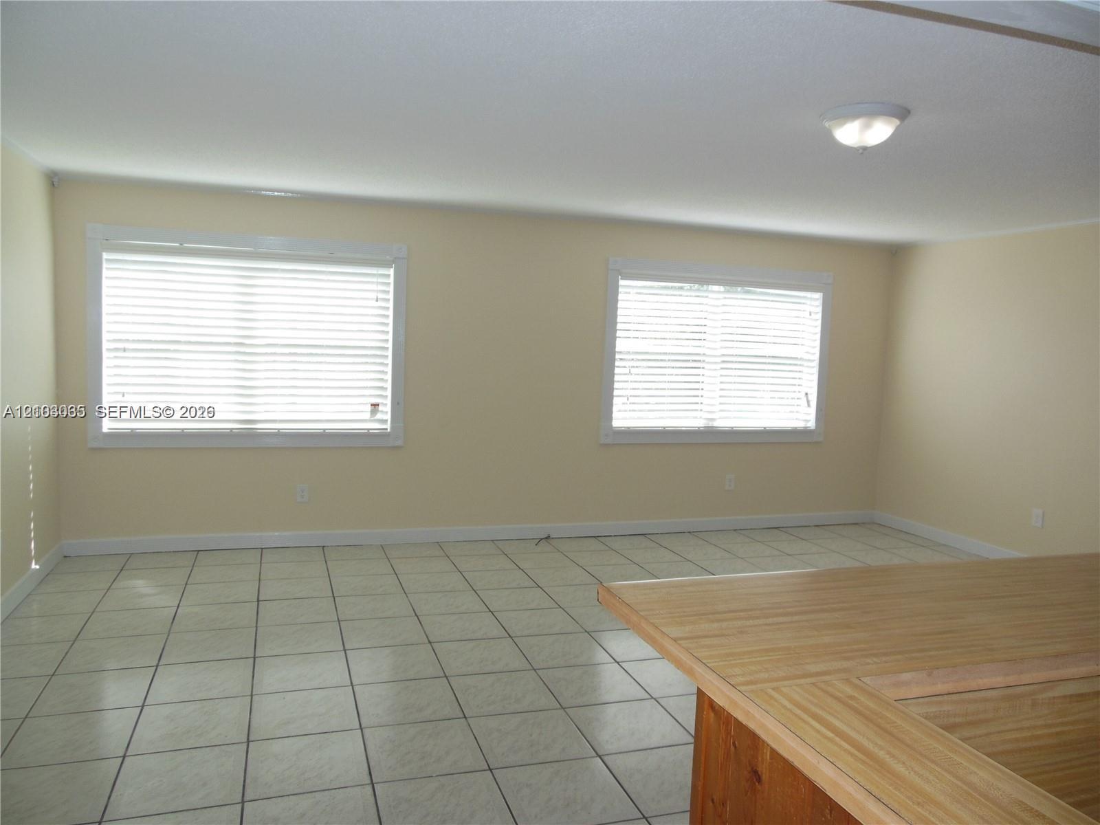 1350 W 53rd St # 8, Hialeah FL 33012 photo 2
