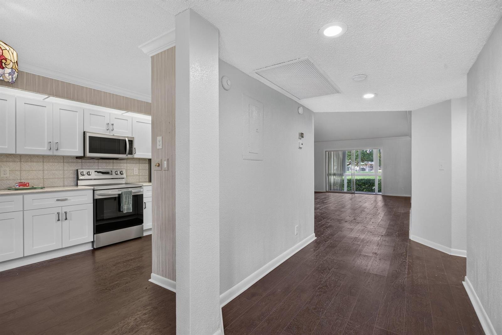 1604 ABACO Drive # D1, Coconut Creek FL 33066 photo 3