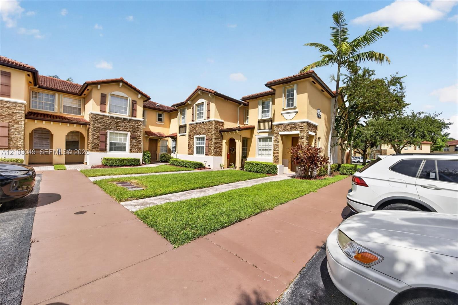 1650 NE 33rd Rd # 10, Homestead FL 33033 photo 2