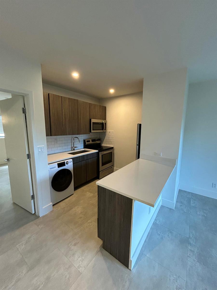 1273 NE 38th Street # 7, Oakland Park FL 33334 photo 4