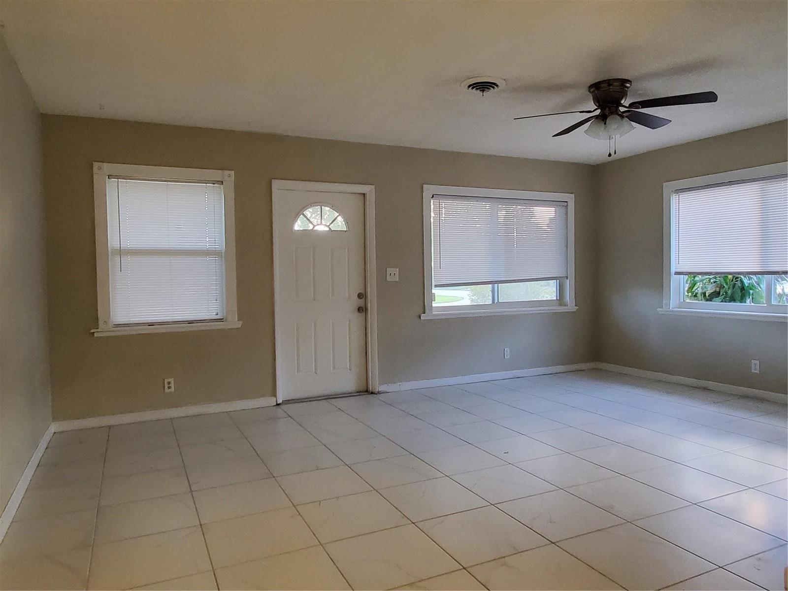 123 SW 17th Street, Pompano Beach FL 33060 photo 3