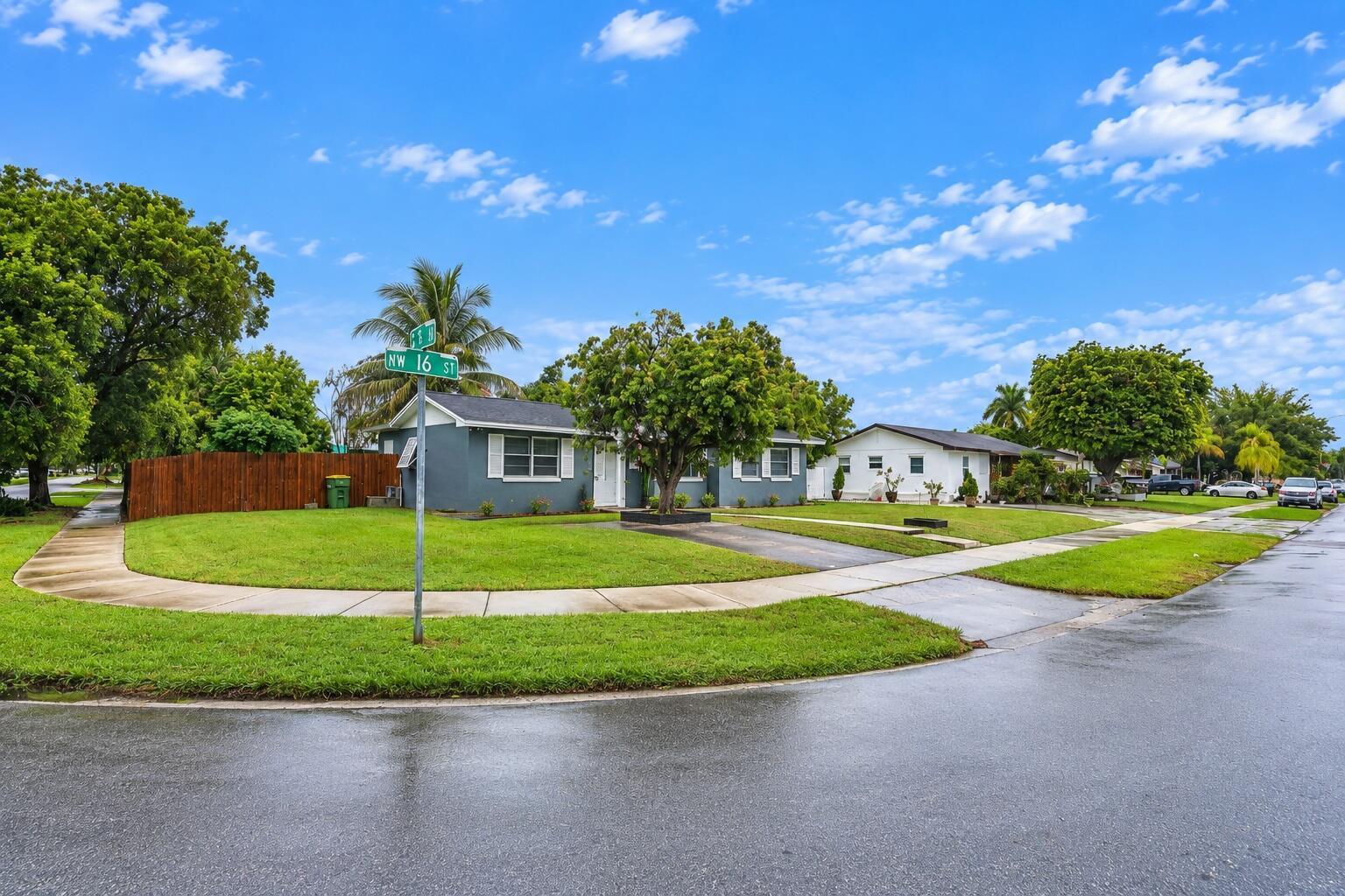 465 NW 16TH Street, Homestead FL 33030 photo 3
