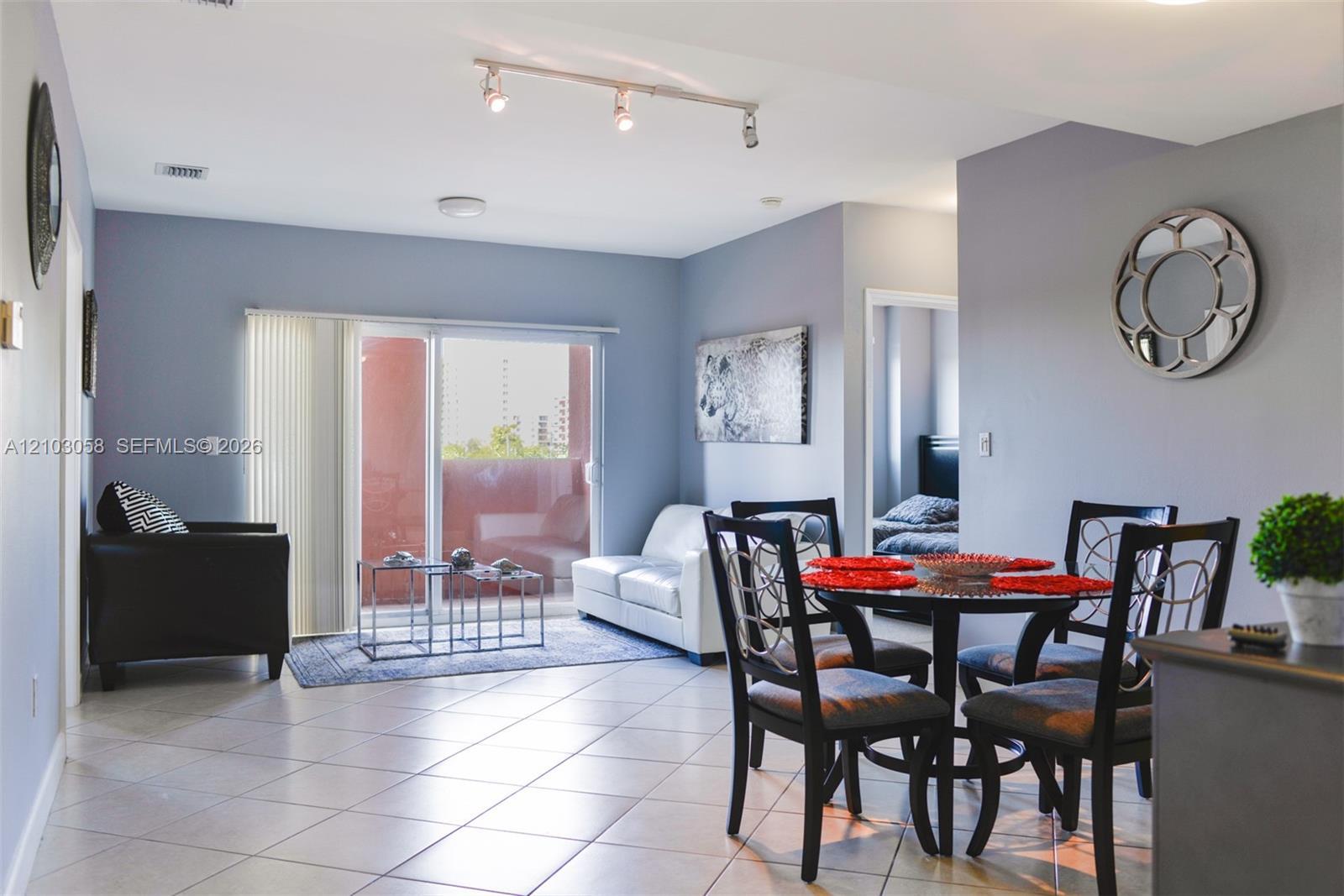 2280 SW 32 AV # 213, Miami FL 33145 photo 4
