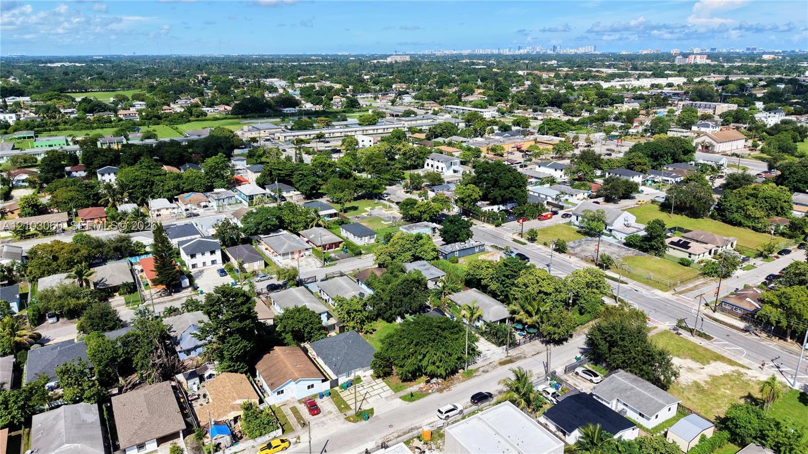 1825 NW 68TH TER, Miami FL 33147 photo 4
