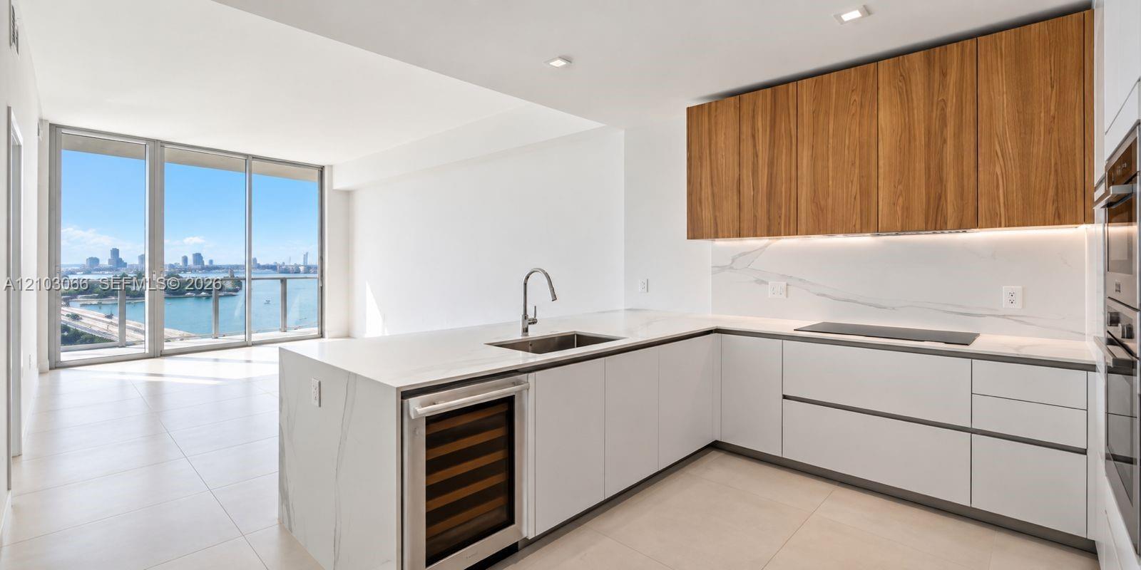 1400 Biscayne blvd # 1804, Miami FL 33132 photo 4