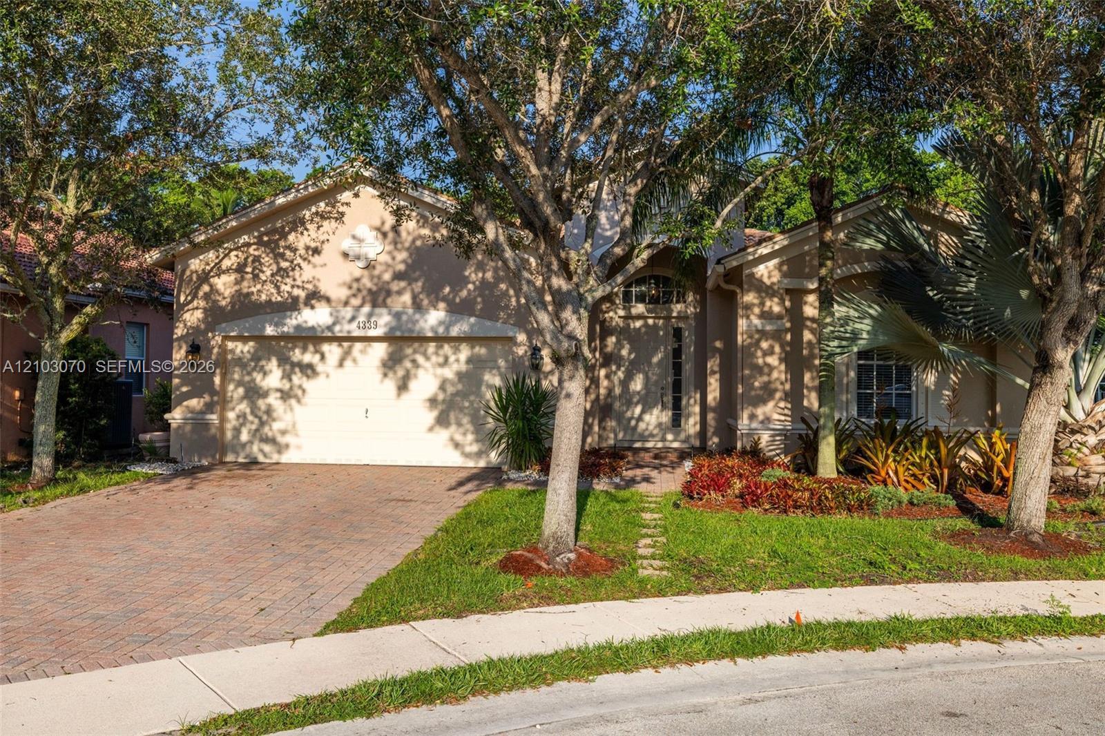 4339 W Whitewater Ave, Weston FL 33332 photo 3