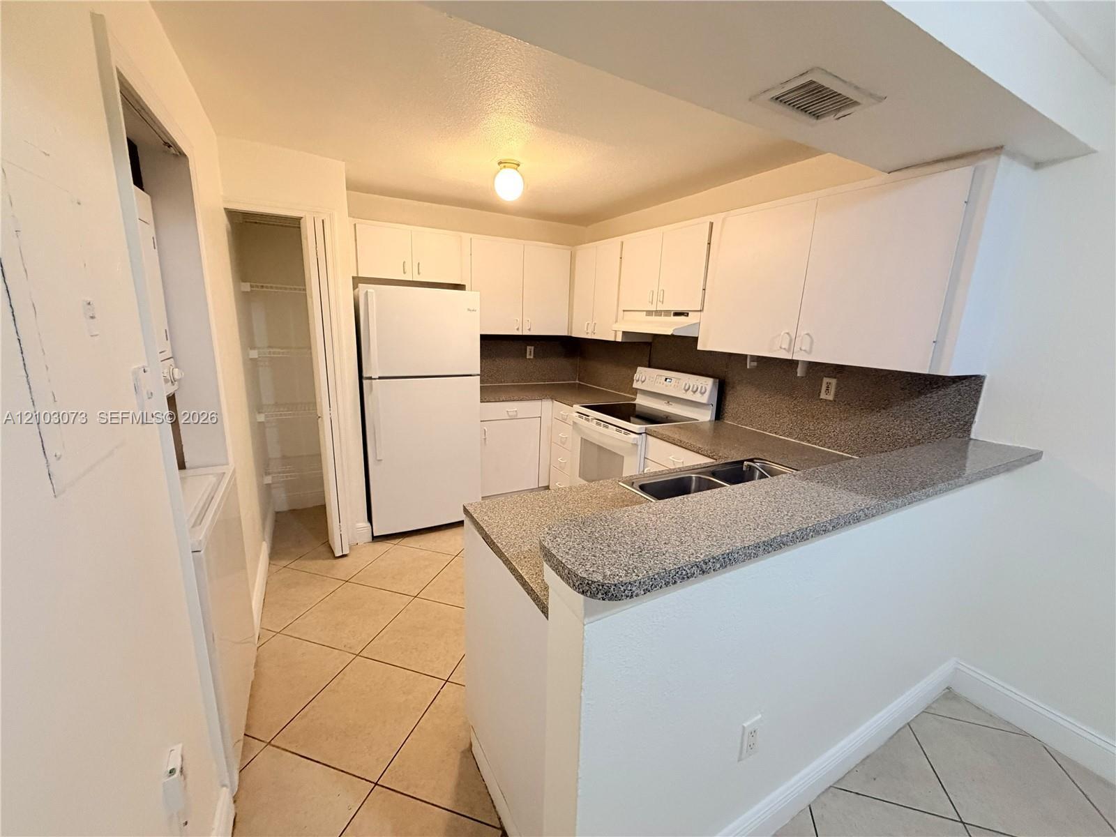 15410 SW 82nd Ln # 815, Miami FL 33193 photo 5