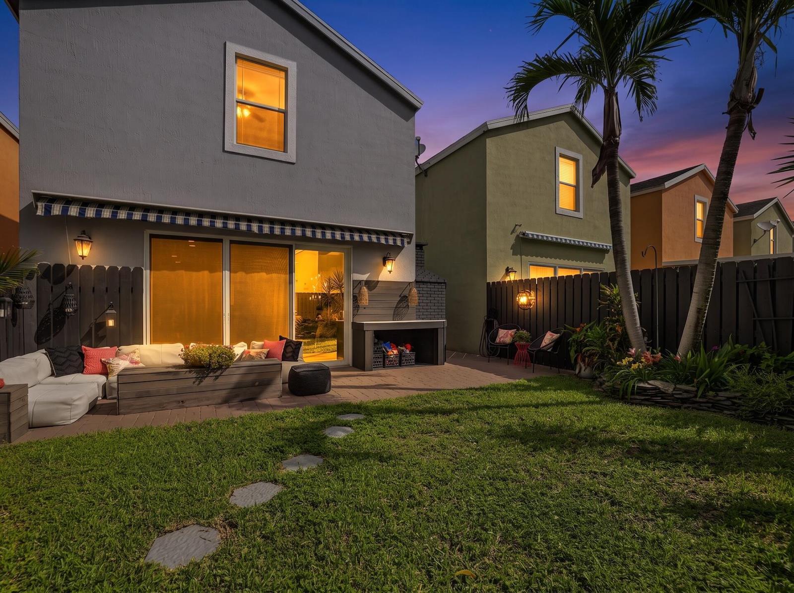 3122 Shelby Way, Palm Springs FL 33461 photo 2