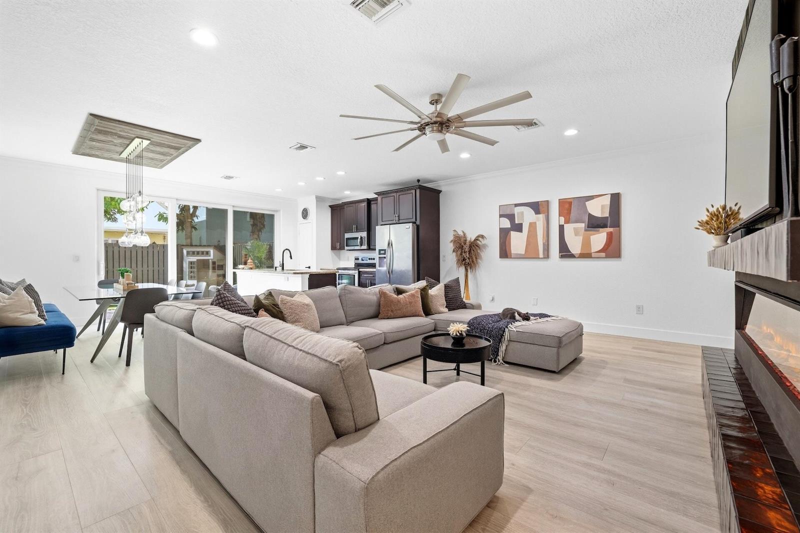 3122 Shelby Way, Palm Springs FL 33461 photo 5