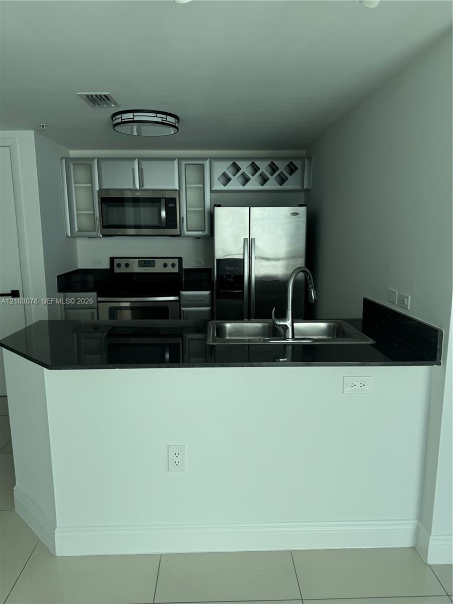 1871 NW S River Dr # 2005, Miami FL 33125 photo 2