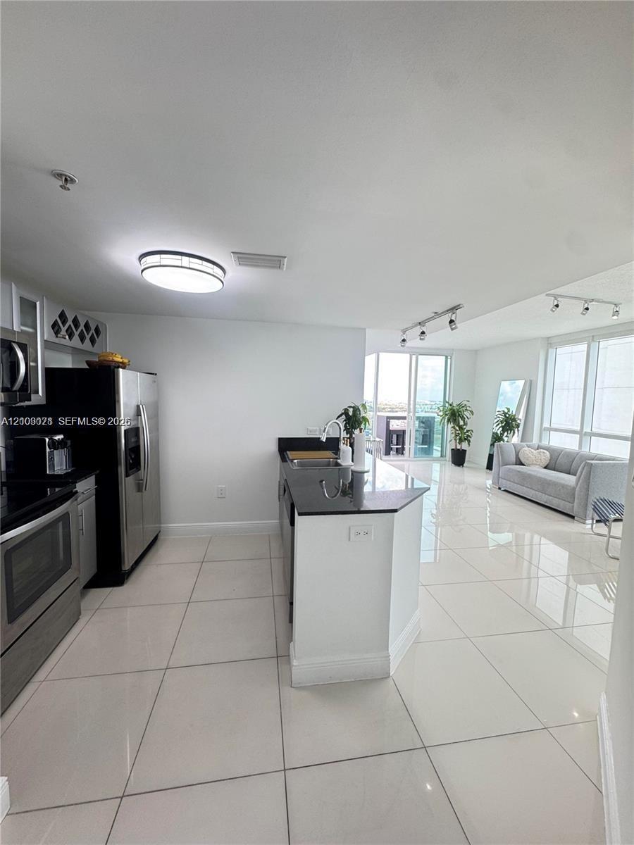 1871 NW S River Dr # 2005, Miami FL 33125 photo 3