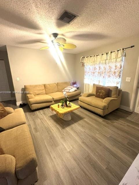 1709 Shenandoah St # B, Hollywood FL 33020 photo 3