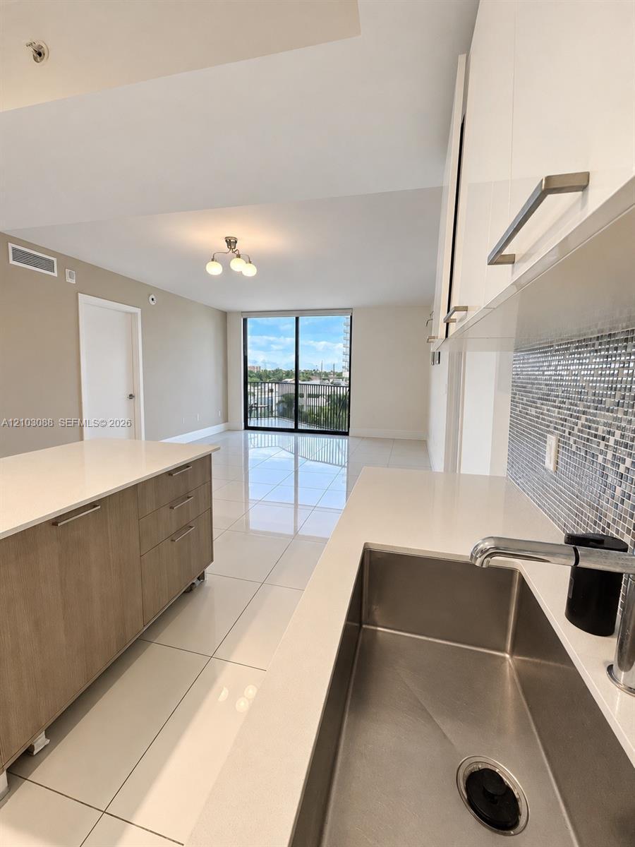5252 NW 85th Ave # 309, Doral FL 33166 photo 2