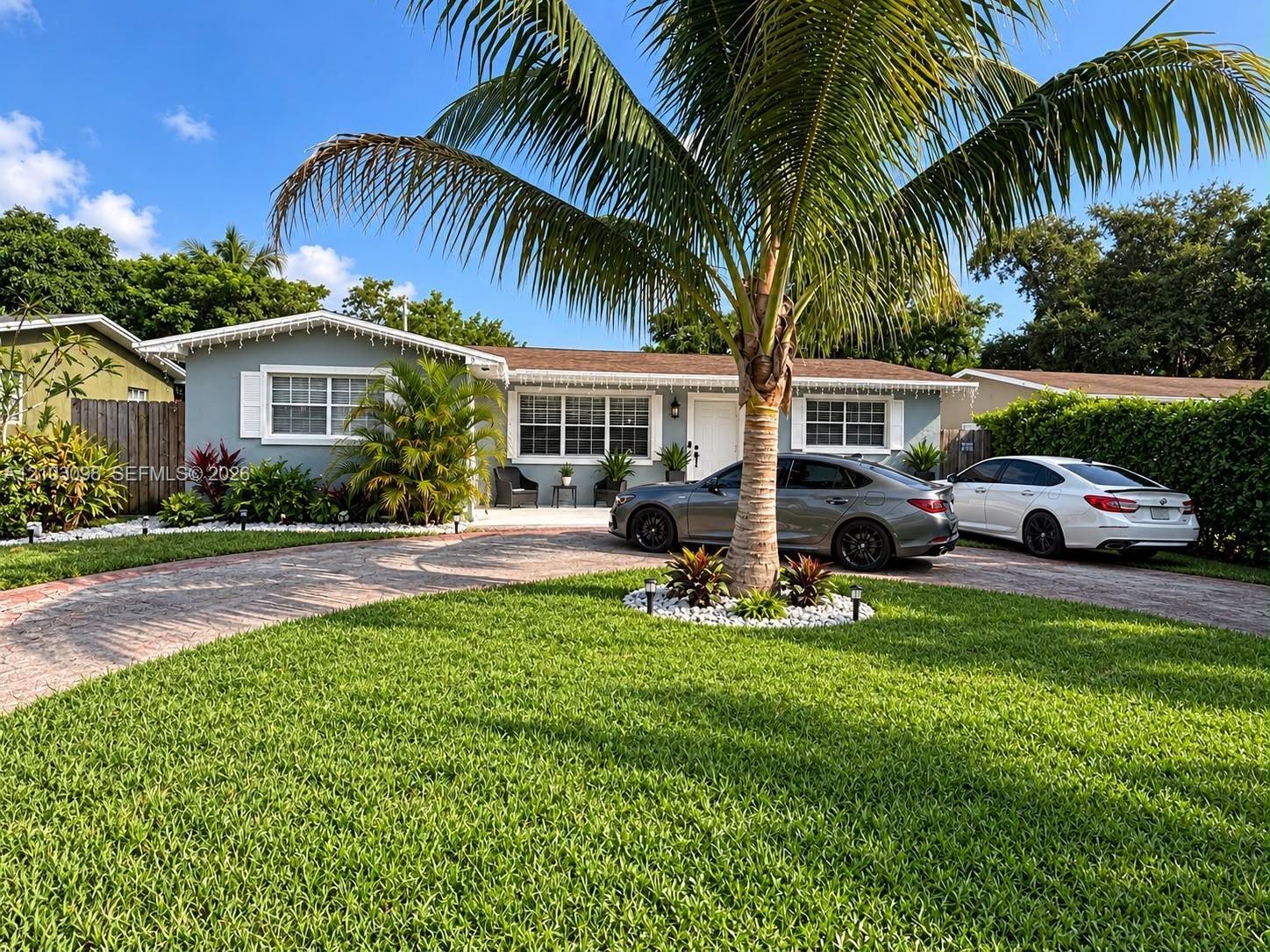 Miami, FL 33162 photo 2