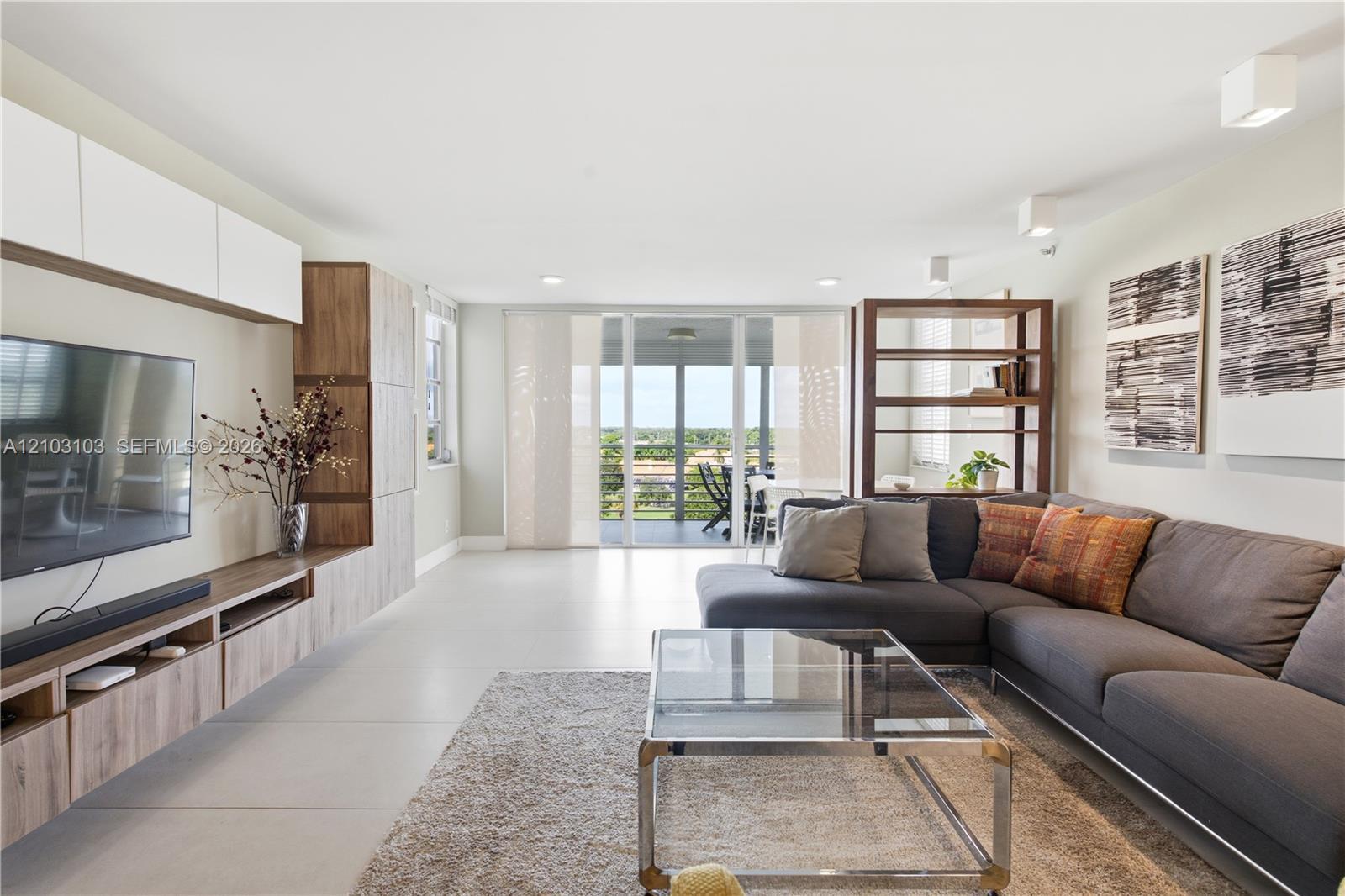 3507 Oaks Way # 802, Pompano Beach FL 33069 photo 3