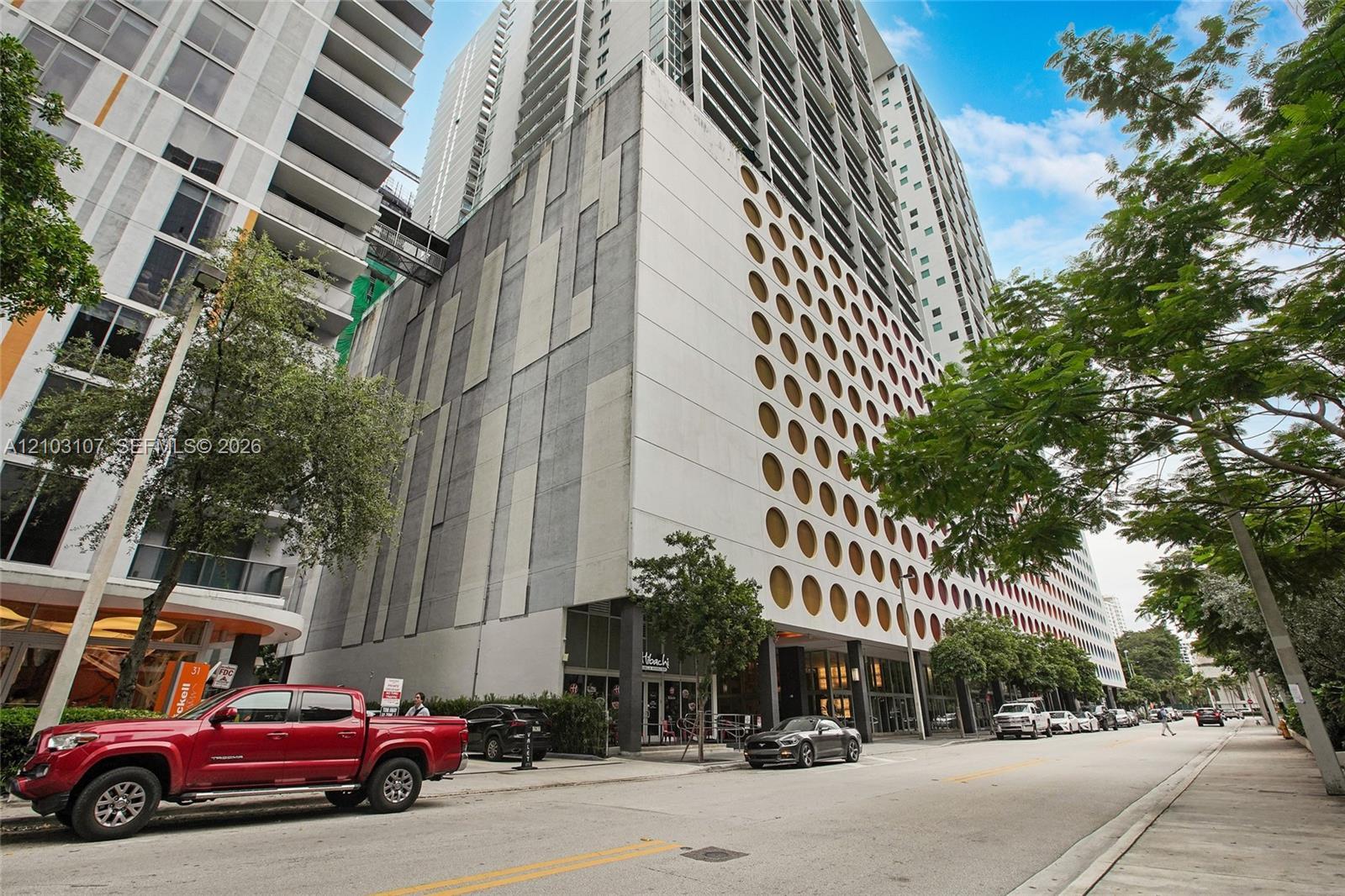 55 SE 6th St # 3701, Miami FL 33131