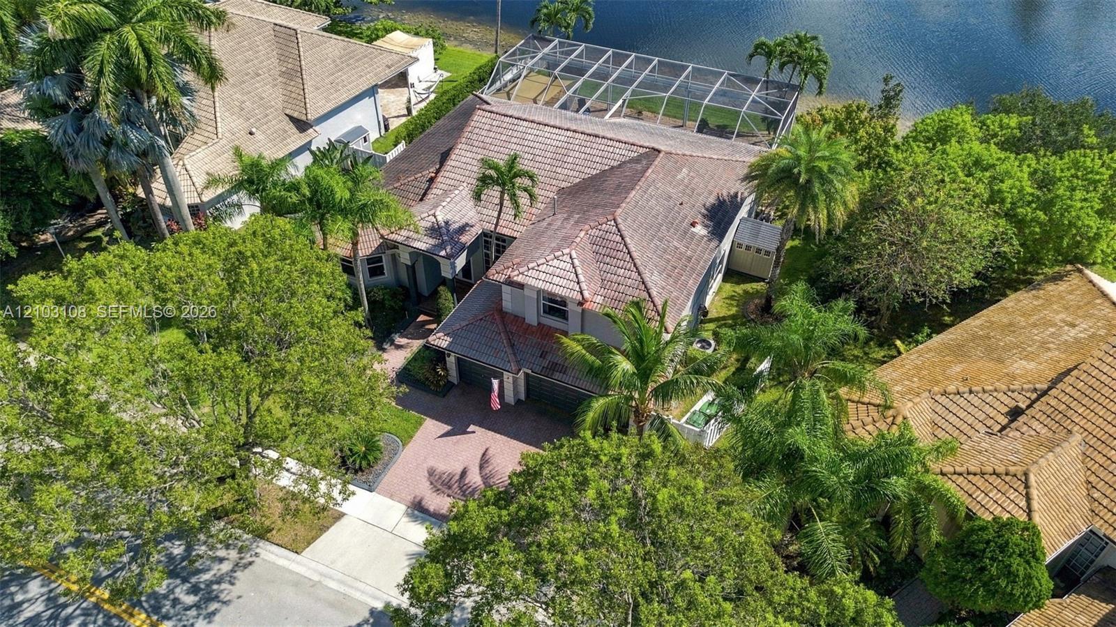 2015 NW 140th Ave, Pembroke Pines FL 33028