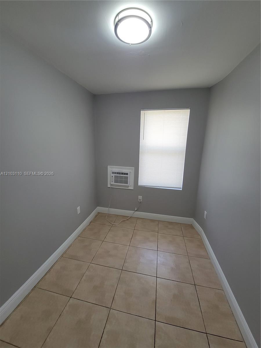 1740 NW 1st Pl # 3, Miami FL 33136 photo 3