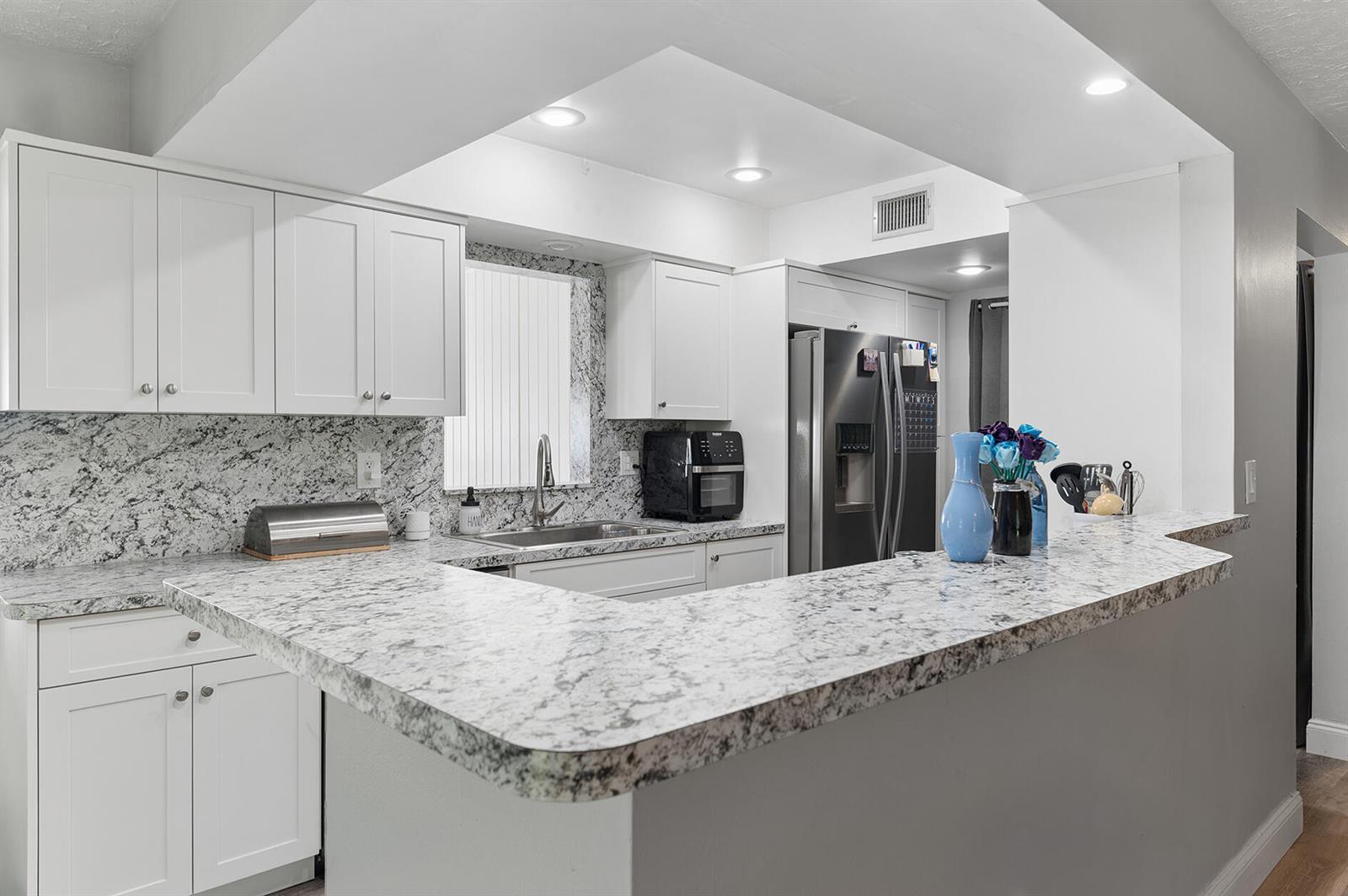 7908 NW 73RD Terrace, Tamarac FL 33321 photo 5