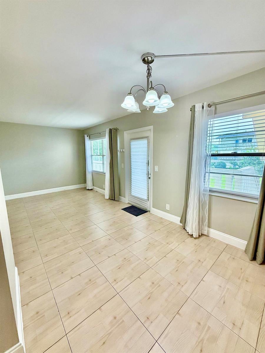 153 Dorset D, Boca Raton FL 33434 photo 3